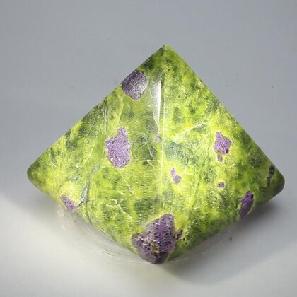 Atlantisite Pyramid ~45mm