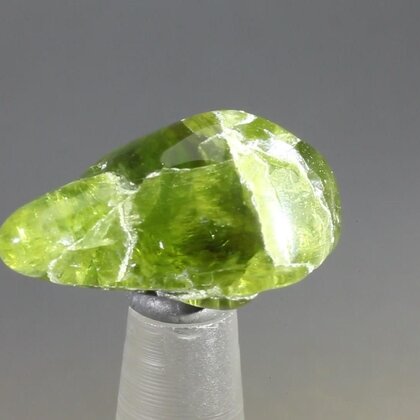 Peridot Healing Crystal (Special Grade) ~23mm