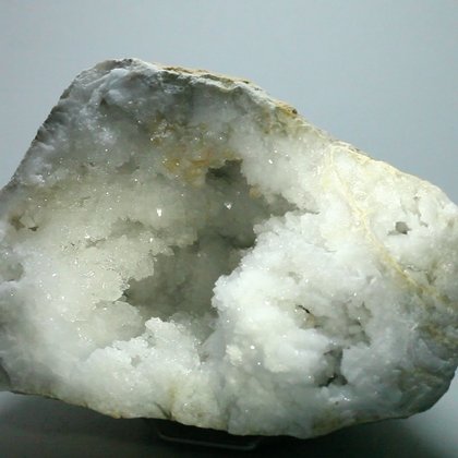 SUPER SIZE Quartz Geode ~10cm