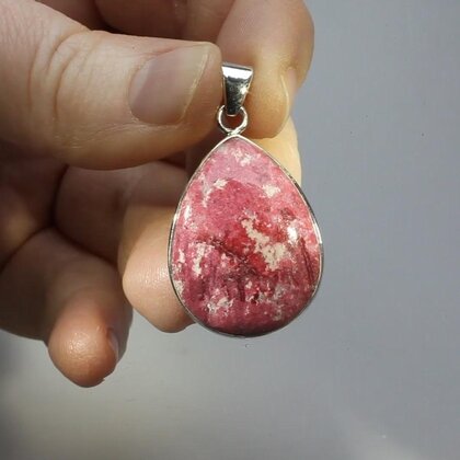 Thulite & Silver Pendant ~27mm