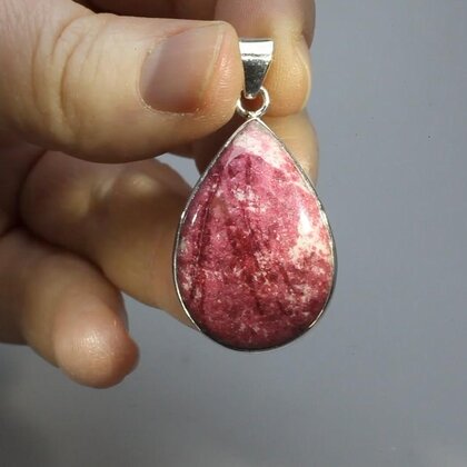 Thulite & Silver Pendant ~28mm